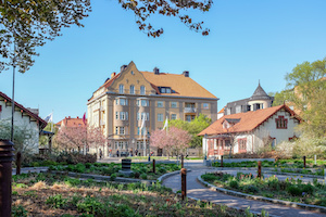 Bild på parken trädgårdsföreningen i universitetsstaden Linköping i Sverige
